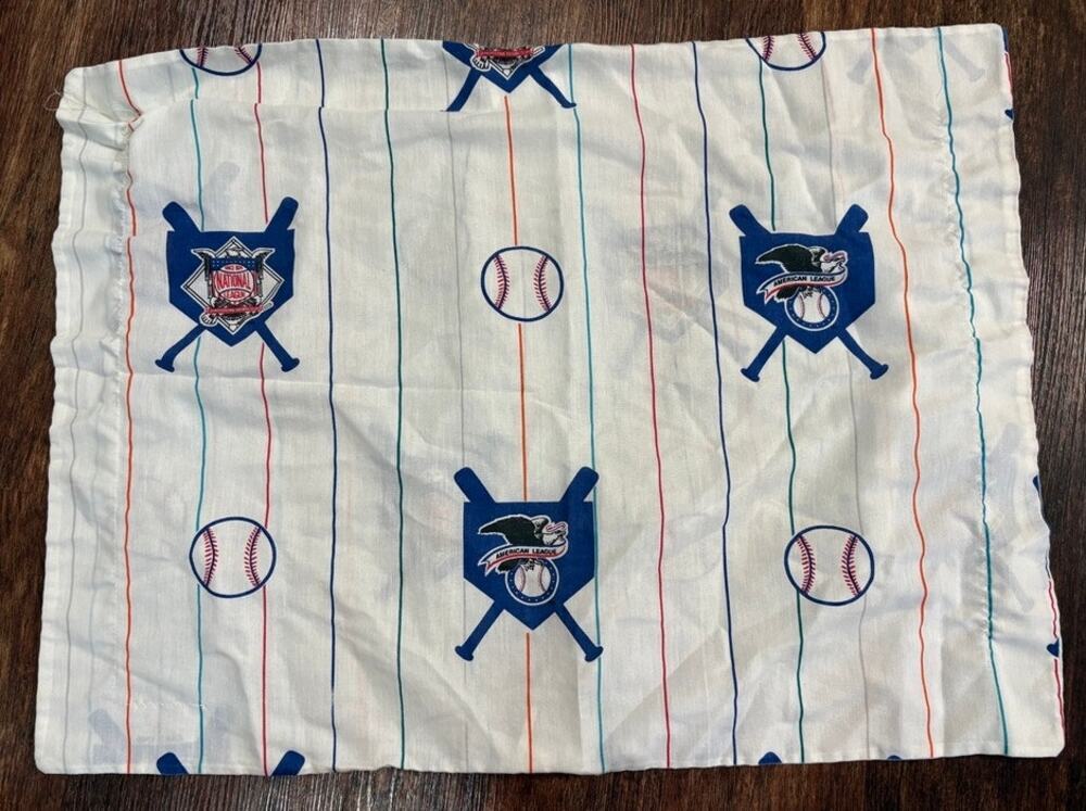 Vintage 1996 MLB St. Louis Cardinals Baseball Pillowcase Bedding Pillow Sham